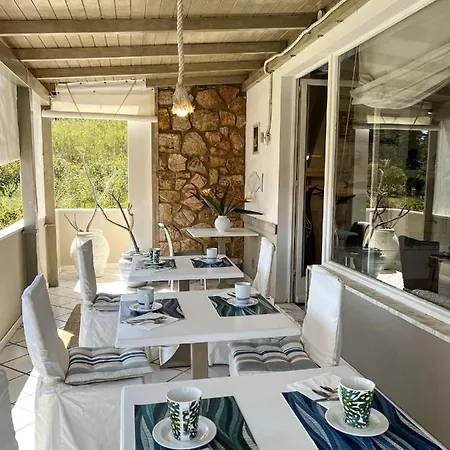 A Casa Di Enrico Oda ve Kahvaltı 3*